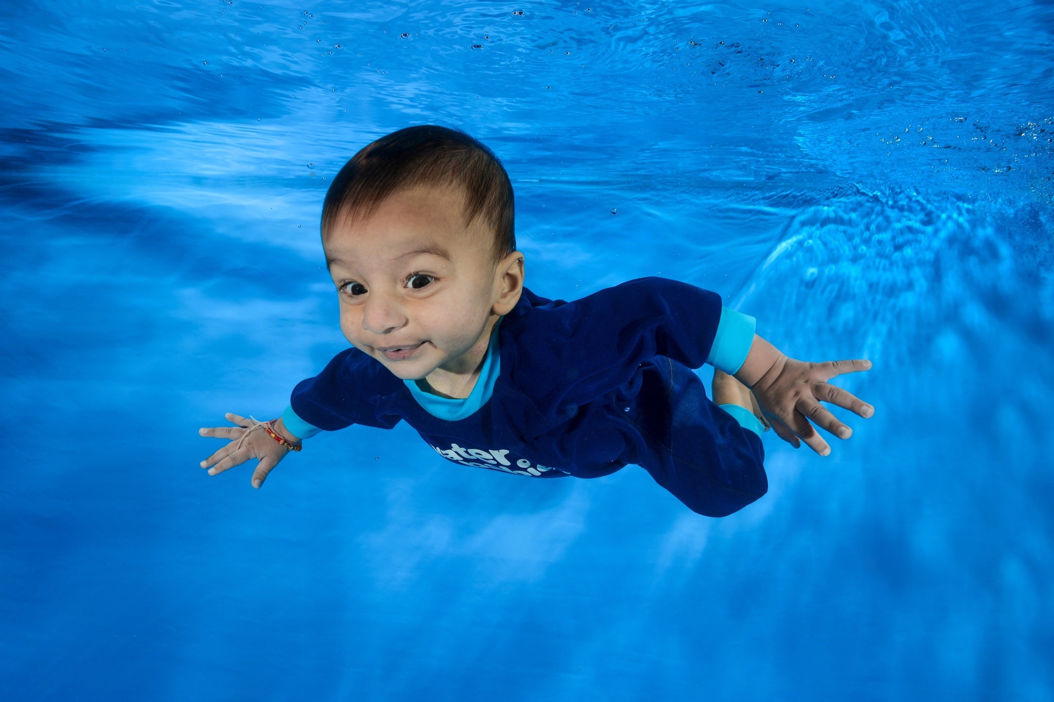 little boy at underwater photoshoot